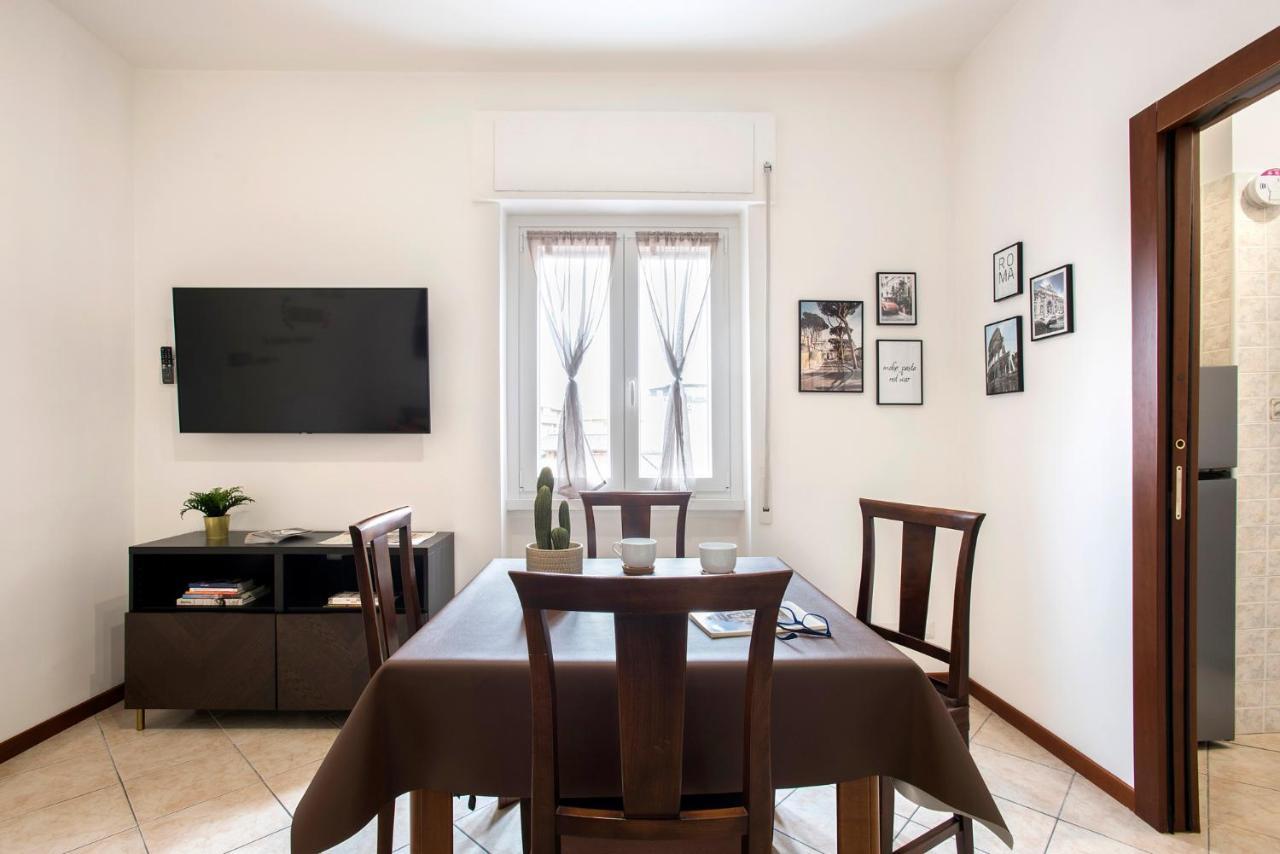 Stylish & Cozy - 5 Star Location- Balcony - City View 로마 외부 사진